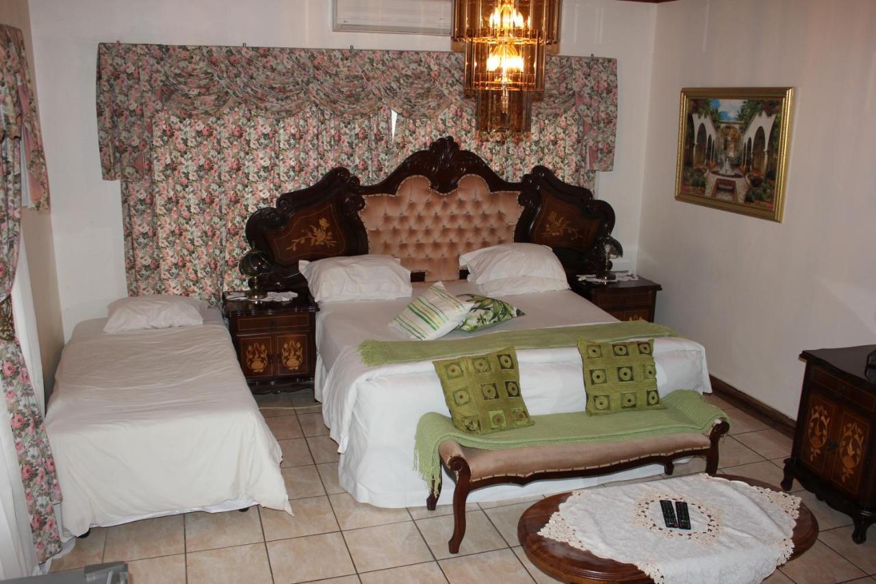 Tzaneen Guest House Buitenkant foto